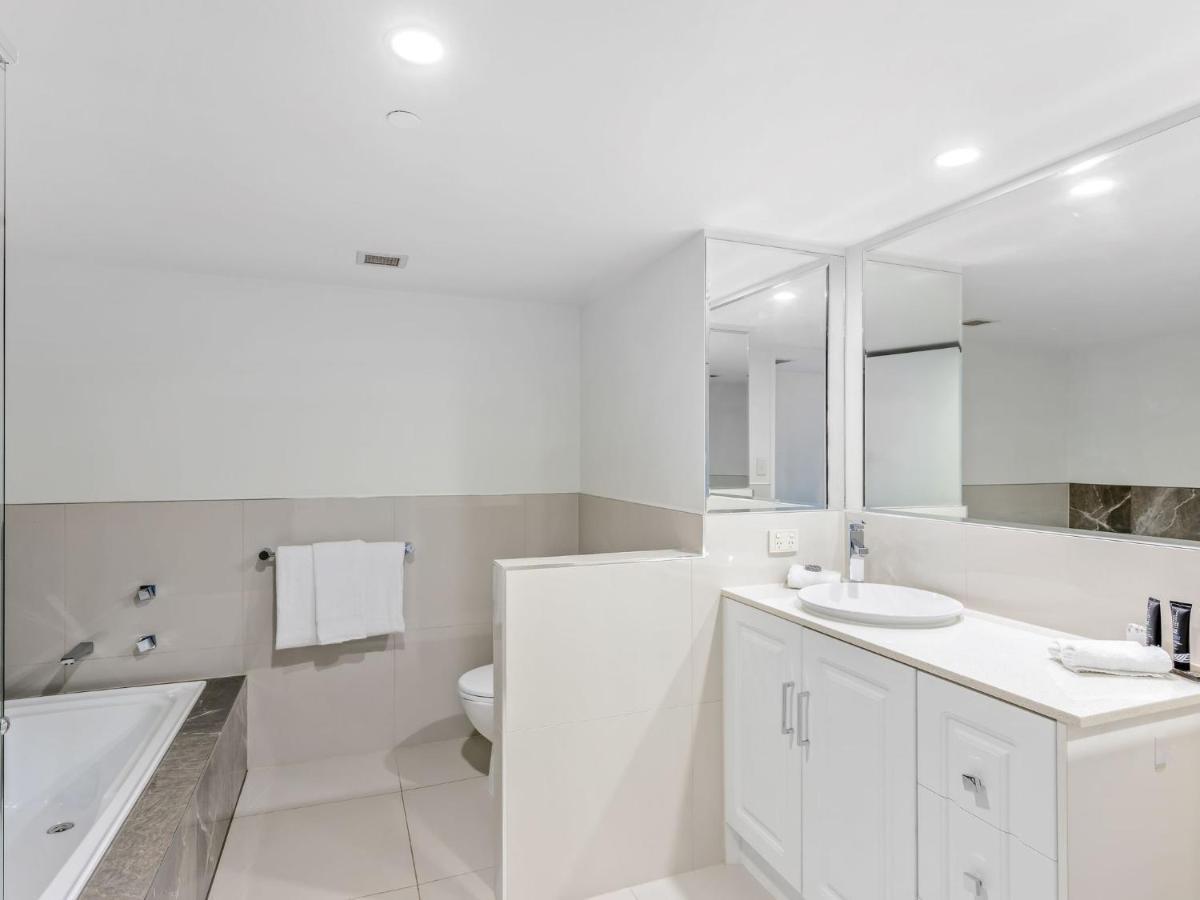 Crown Towers Superior 3 Bedroom Apartment - Coasthm Gold Coast Ngoại thất bức ảnh